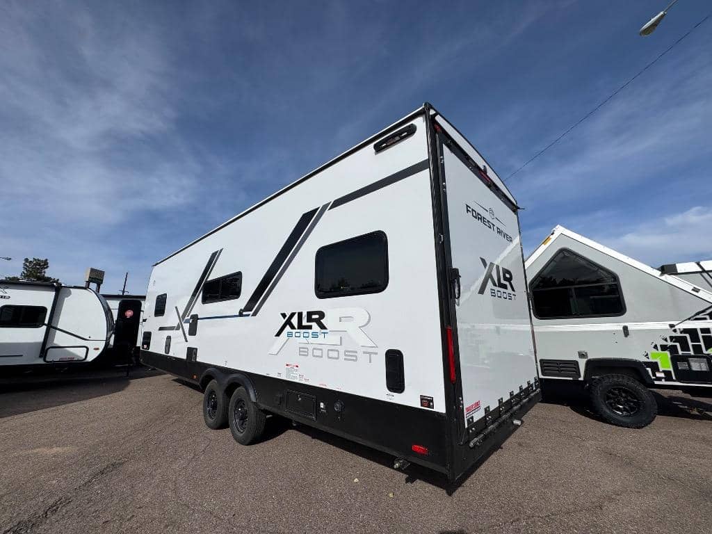 2026 Forest River 2026 Forest River Xlr Boost Toy Hauler - thumbnail 4