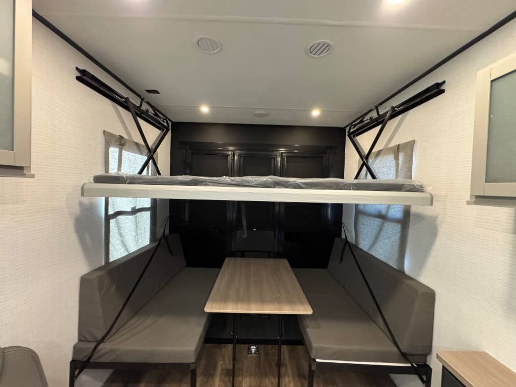 2026 Forest River 2026 Forest River Xlr Boost Toy Hauler - thumbnail 15