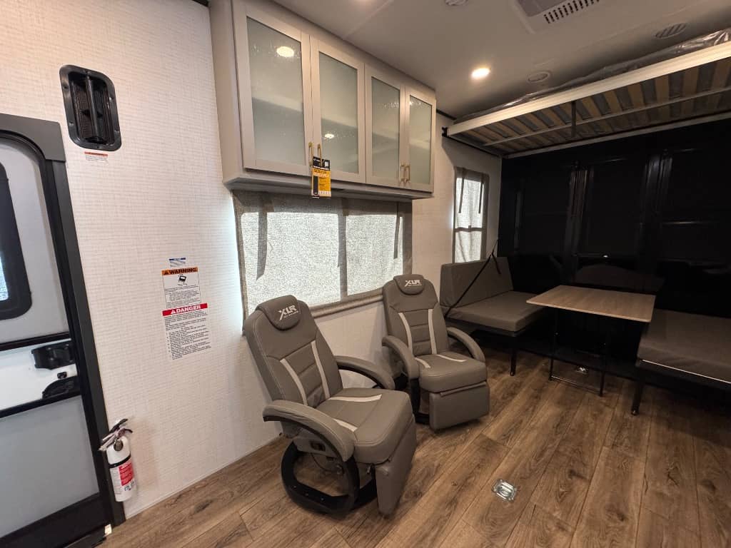 2026 Forest River 2026 Forest River Xlr Boost Toy Hauler - thumbnail 17