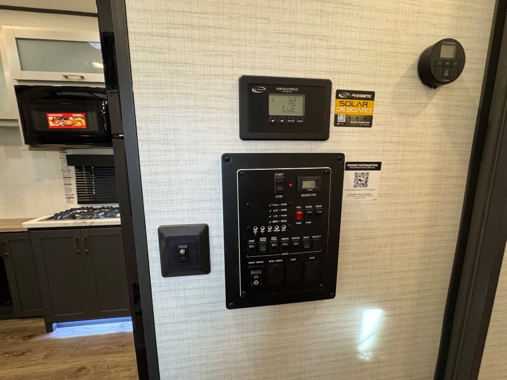 2026 Forest River 2026 Forest River Xlr Boost Toy Hauler - thumbnail 18