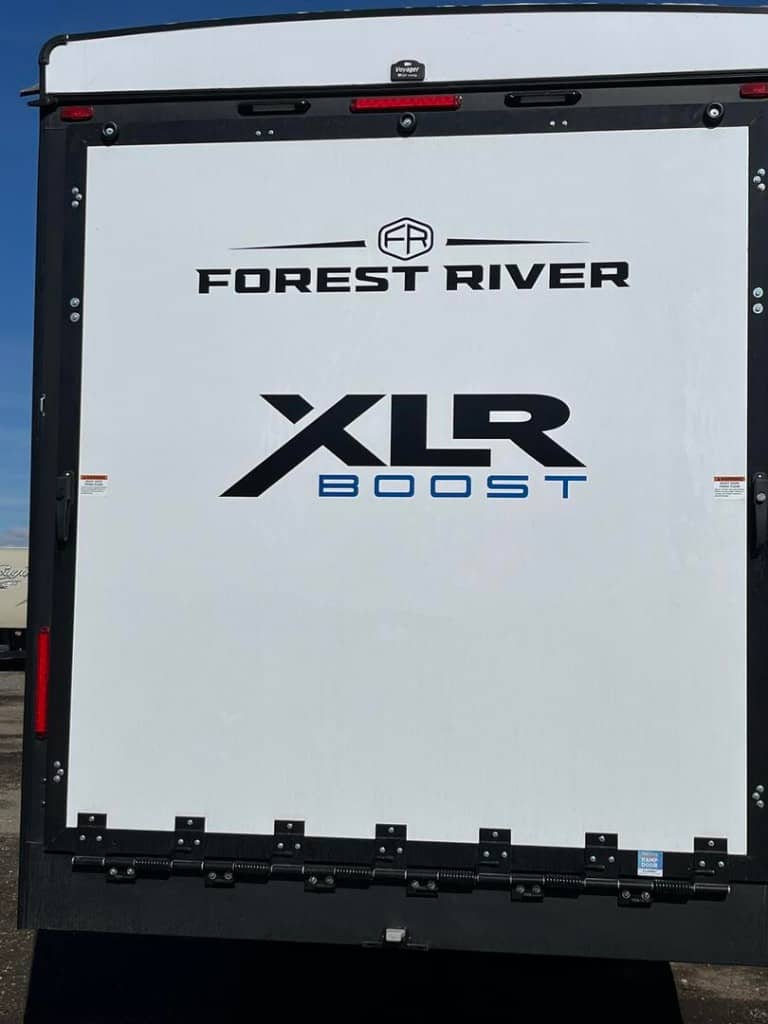 2026 Forest River 2026 Forest River Xlr Boost Toy Hauler - thumbnail 5