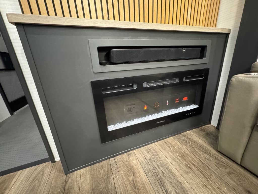 2026 Forest River 2026 Forest River Xlr Nitro Toy Hauler - thumbnail 14