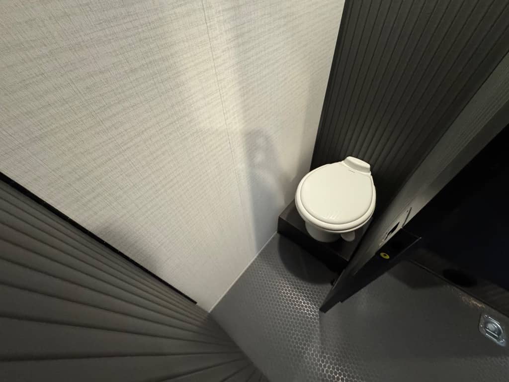 2026 Forest River 2026 Forest River Xlr Nitro Toy Hauler - thumbnail 21