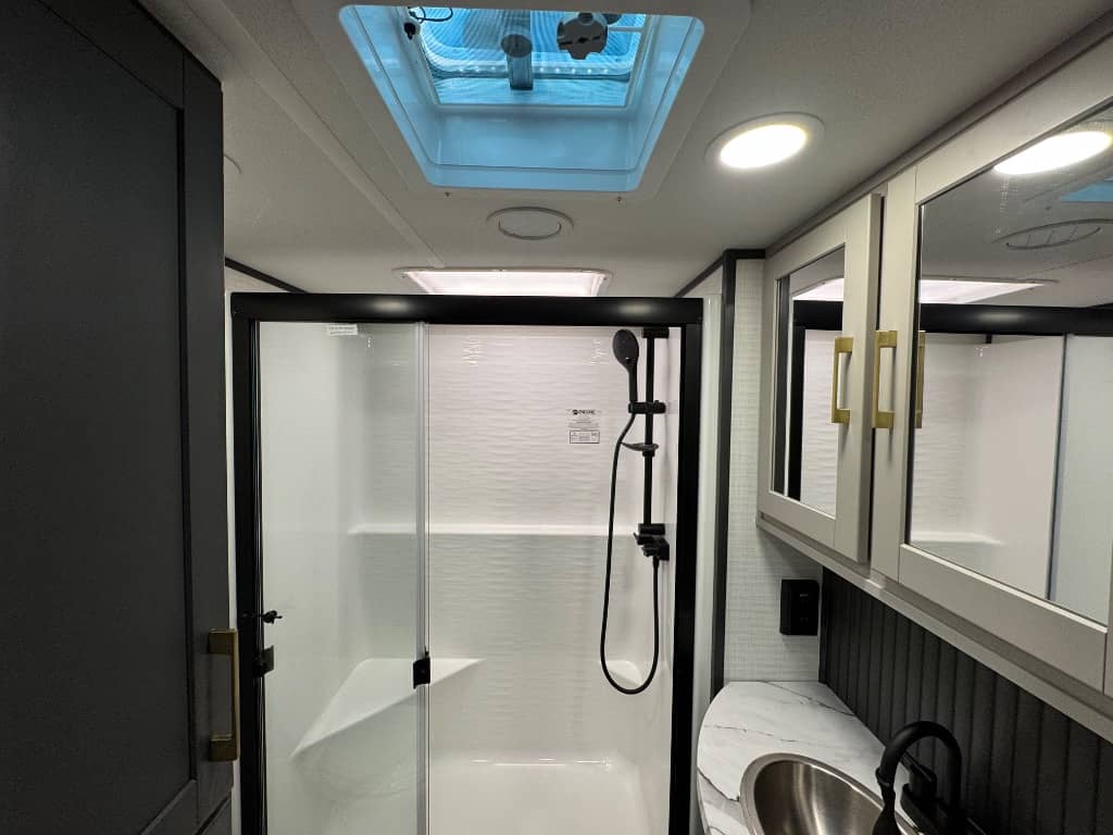 2026 Forest River 2026 Forest River Xlr Nitro Toy Hauler - thumbnail 27