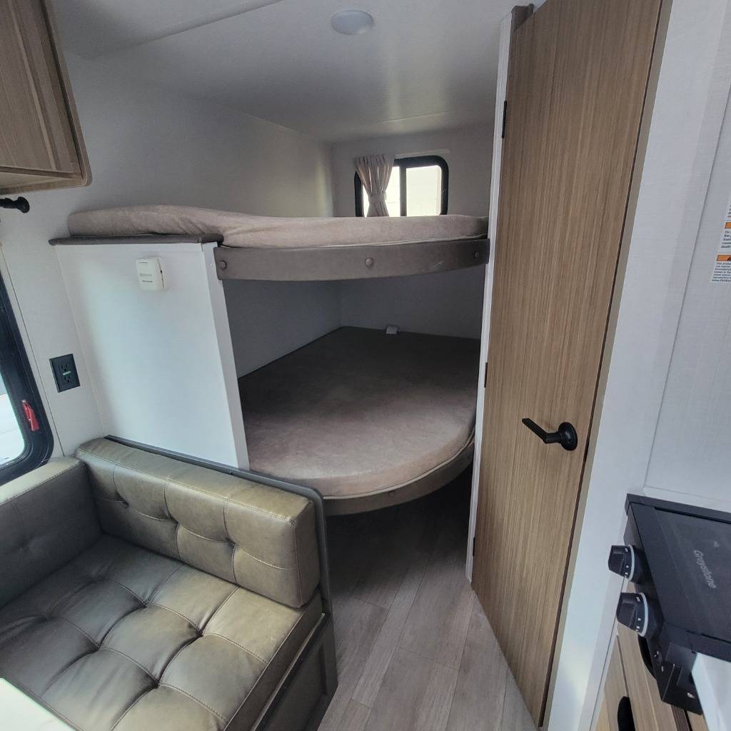 2026 Forest River 2026 Forest River Salem - thumbnail 16