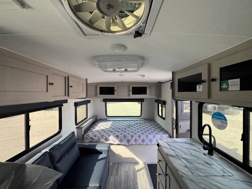 2026 Coachmen 2026 Coachmen Apex Nano - thumbnail 18