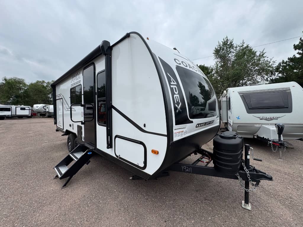 2026 Coachmen 2026 Coachmen Apex Nano - thumbnail 1
