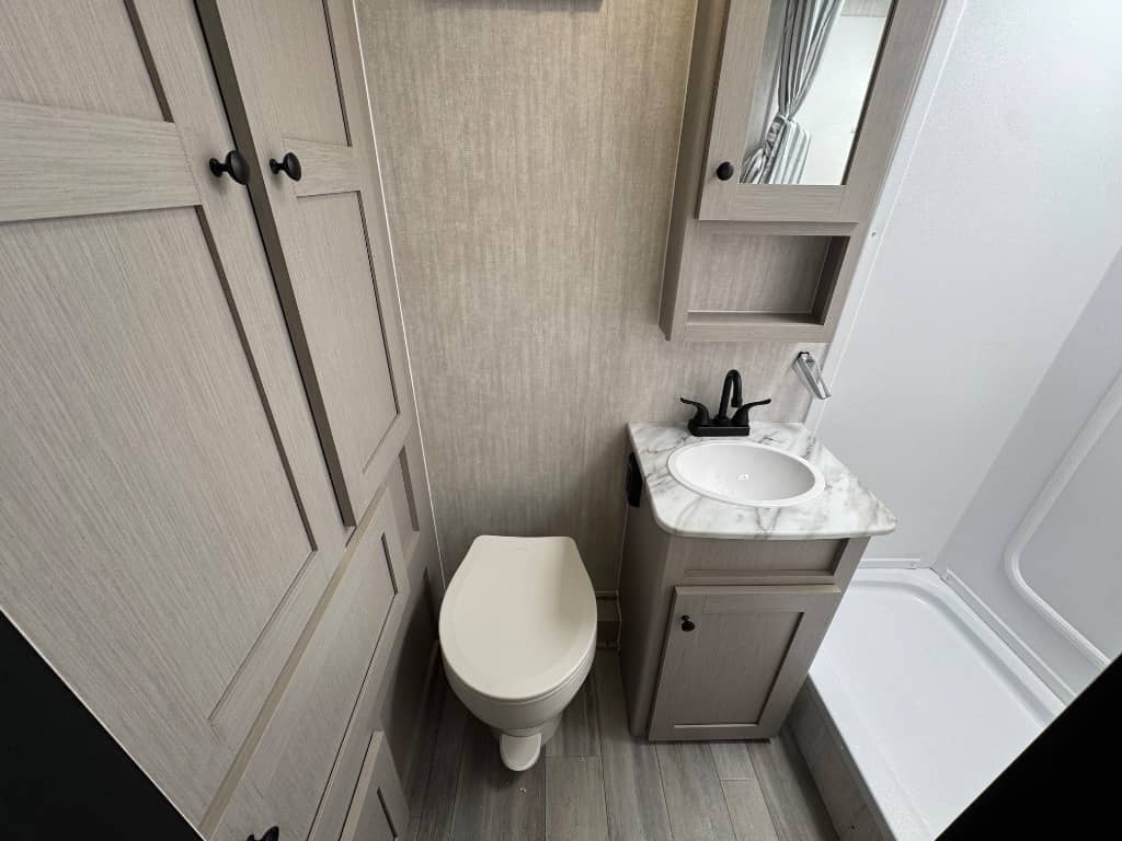 2026 Coachmen 2026 Coachmen Apex Nano - thumbnail 13