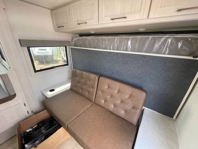 2026 Forest River 2026 Forest River Surveyor Legend - thumbnail 4