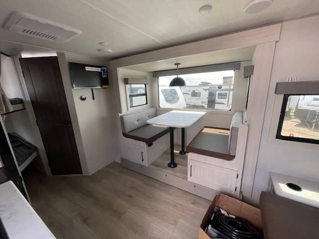 2026 Forest River 2026 Forest River Surveyor Legend - thumbnail 5