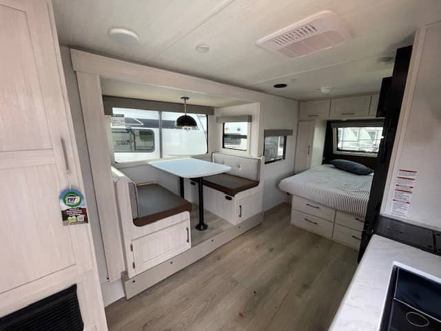 2026 Forest River 2026 Forest River Surveyor Legend - thumbnail 4