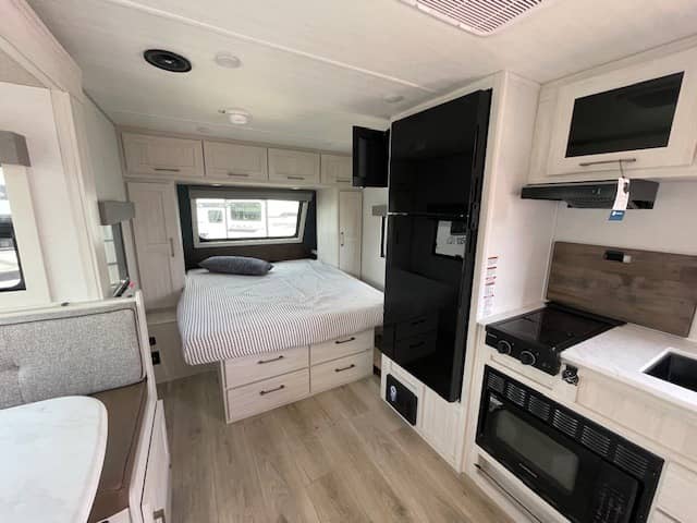 2026 Forest River 2026 Forest River Surveyor Legend - thumbnail 5