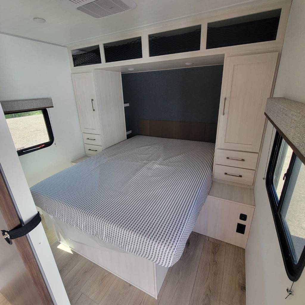 2026 Forest River 2026 Forest River Surveyor Camp Series - thumbnail 13