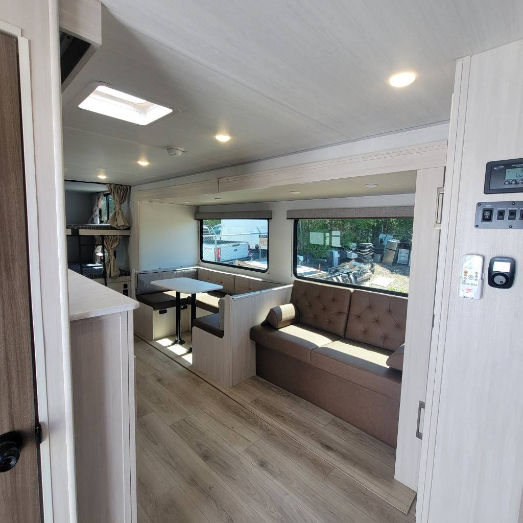 2026 Forest River 2026 Forest River Surveyor Camp Series - thumbnail 15