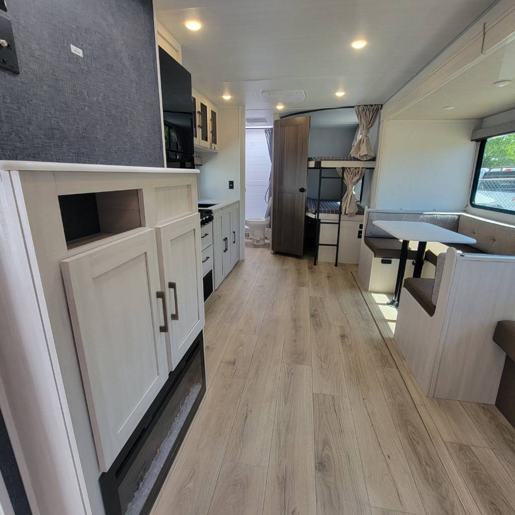 2026 Forest River 2026 Forest River Surveyor Camp Series - thumbnail 18