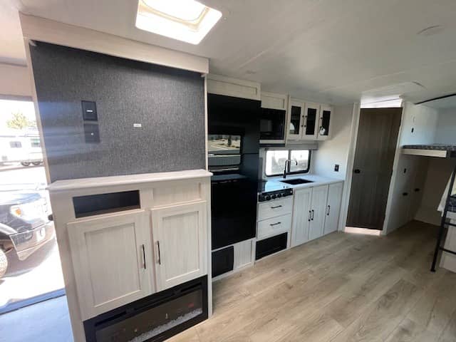 2026 Forest River 2026 Forest River Surveyor Camp Series - thumbnail 9