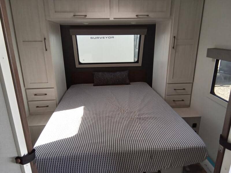 2026 Forest River 2026 Forest River Surveyor Legend - thumbnail 7