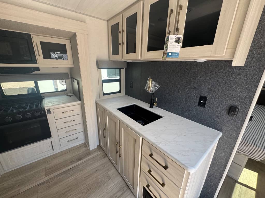 2026 Forest River 2026 Forest River Surveyor Legend - thumbnail 7