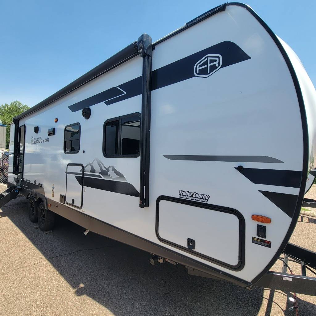 2026 Forest River 2026 Forest River Grand Surveyor - thumbnail 3