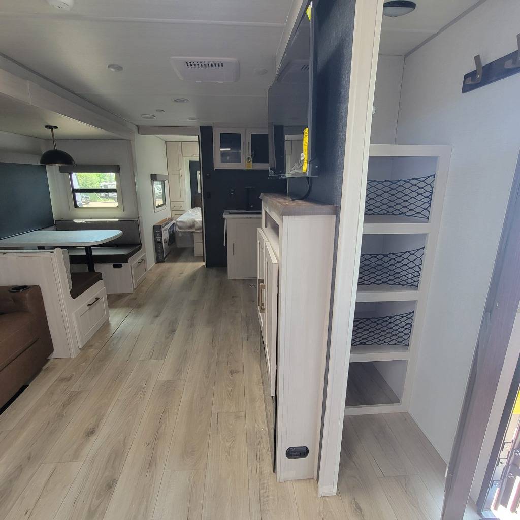 2026 Forest River 2026 Forest River Grand Surveyor - thumbnail 14