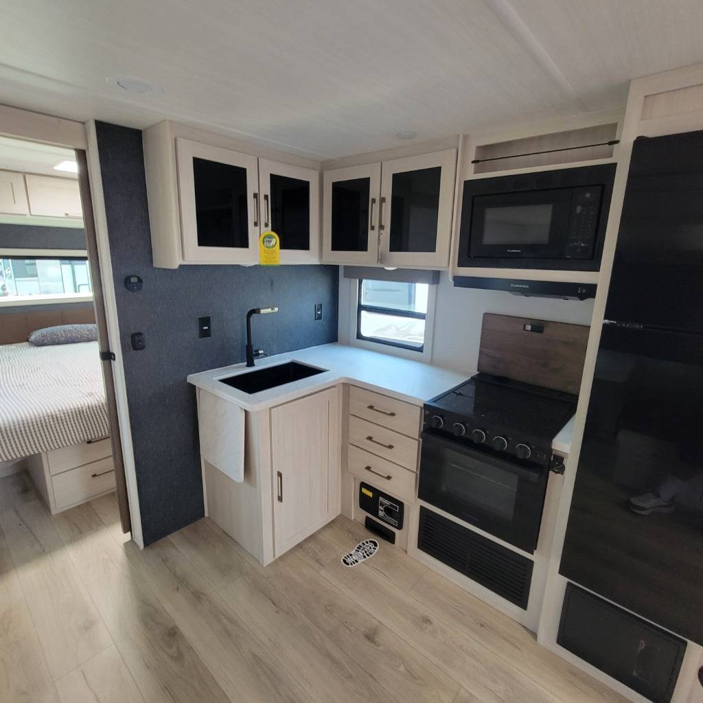 2026 Forest River 2026 Forest River Grand Surveyor - thumbnail 18