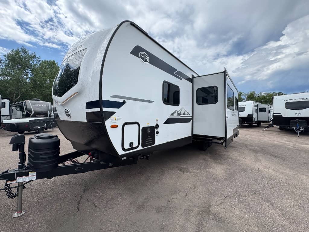 2026 Forest River 2026 Forest River Grand Surveyor - thumbnail 5