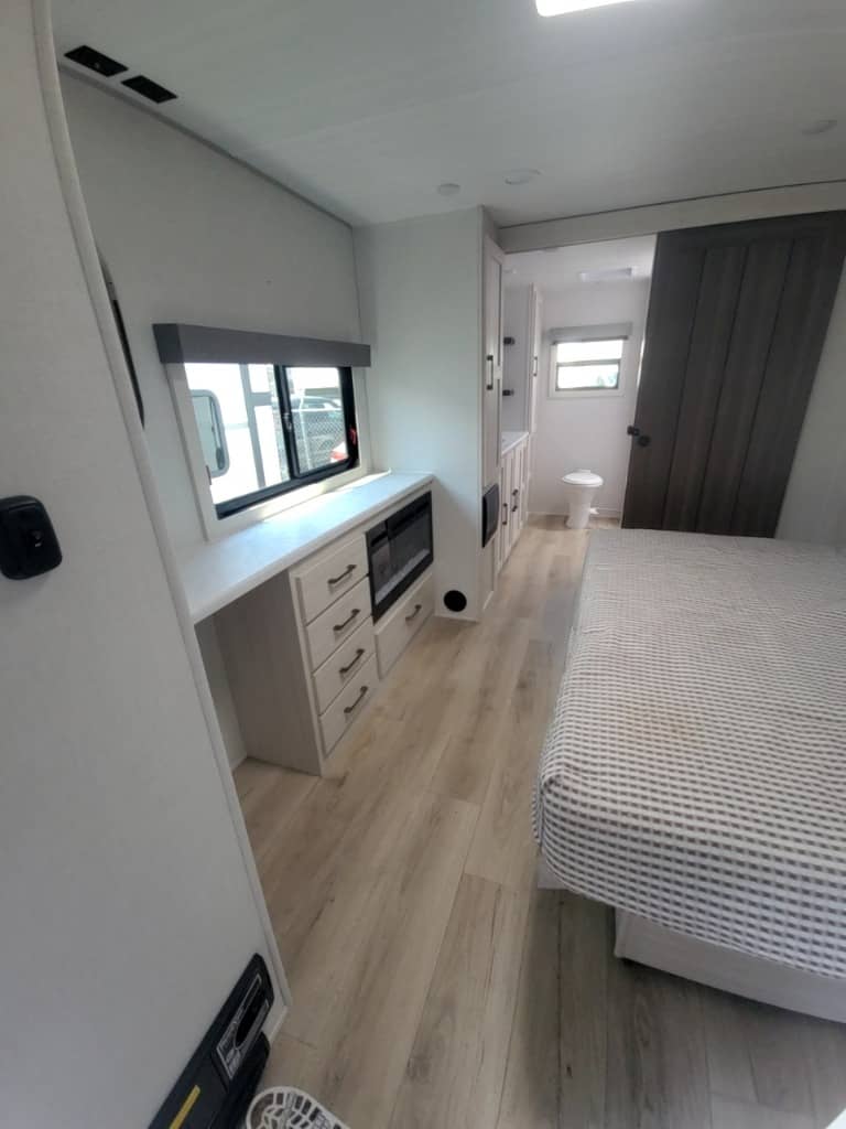 2026 Forest River 2026 Forest River Surveyor Legend - thumbnail 19