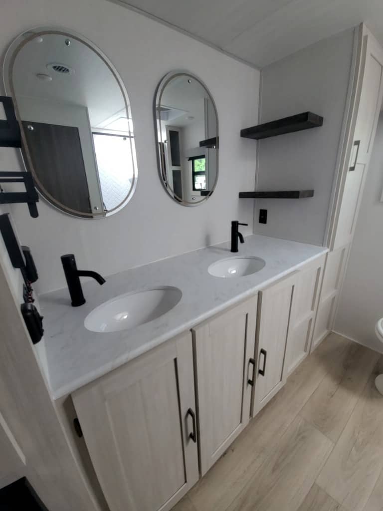 2026 Forest River 2026 Forest River Surveyor Legend - thumbnail 24