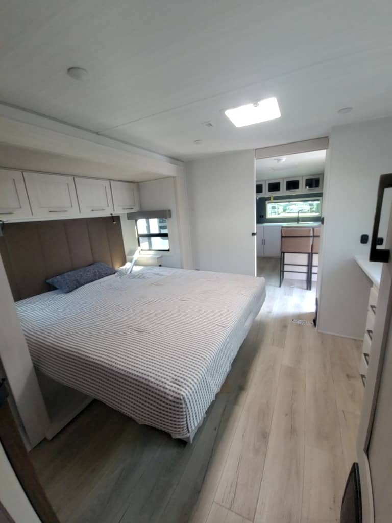 2026 Forest River 2026 Forest River Surveyor Legend - thumbnail 27