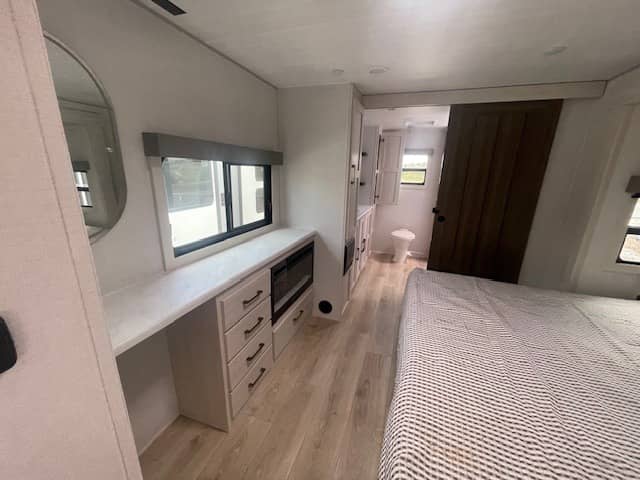 2026 Forest River 2026 Forest River Grand Surveyor - thumbnail 7