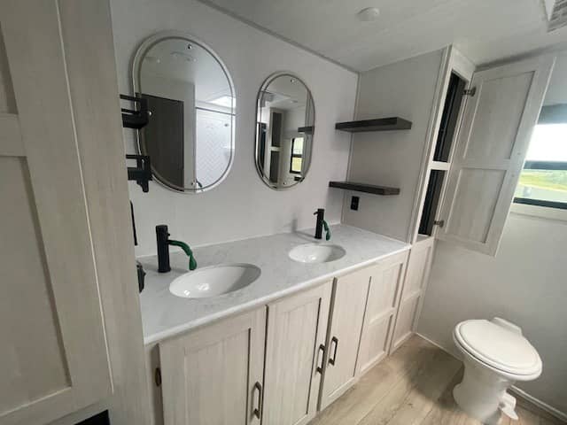 2026 Forest River 2026 Forest River Grand Surveyor - thumbnail 9