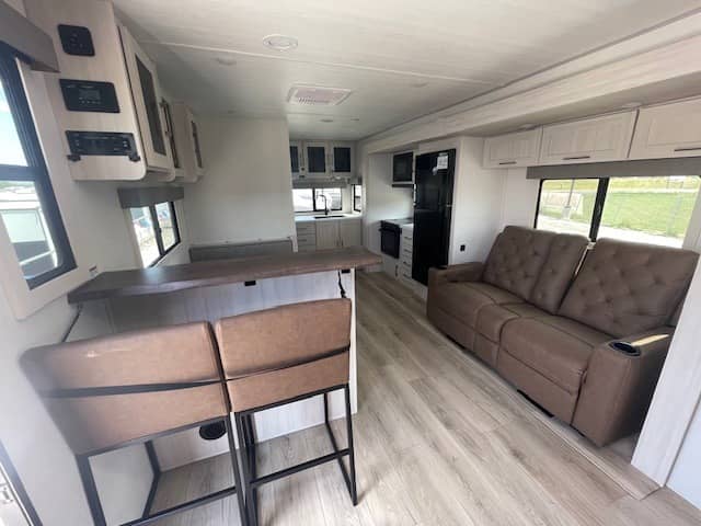 2026 Forest River 2026 Forest River Surveyor Legend - thumbnail 5