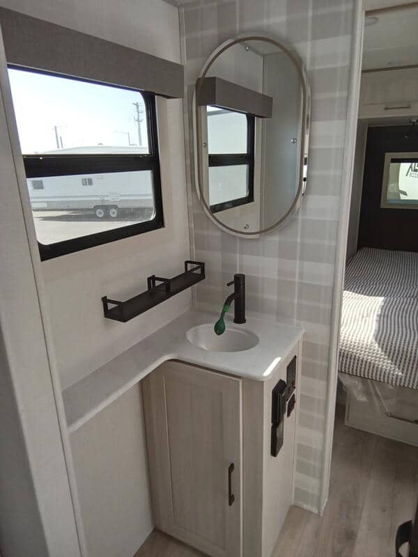 2026 Forest River 2026 Forest River Grand Surveyor - thumbnail 10