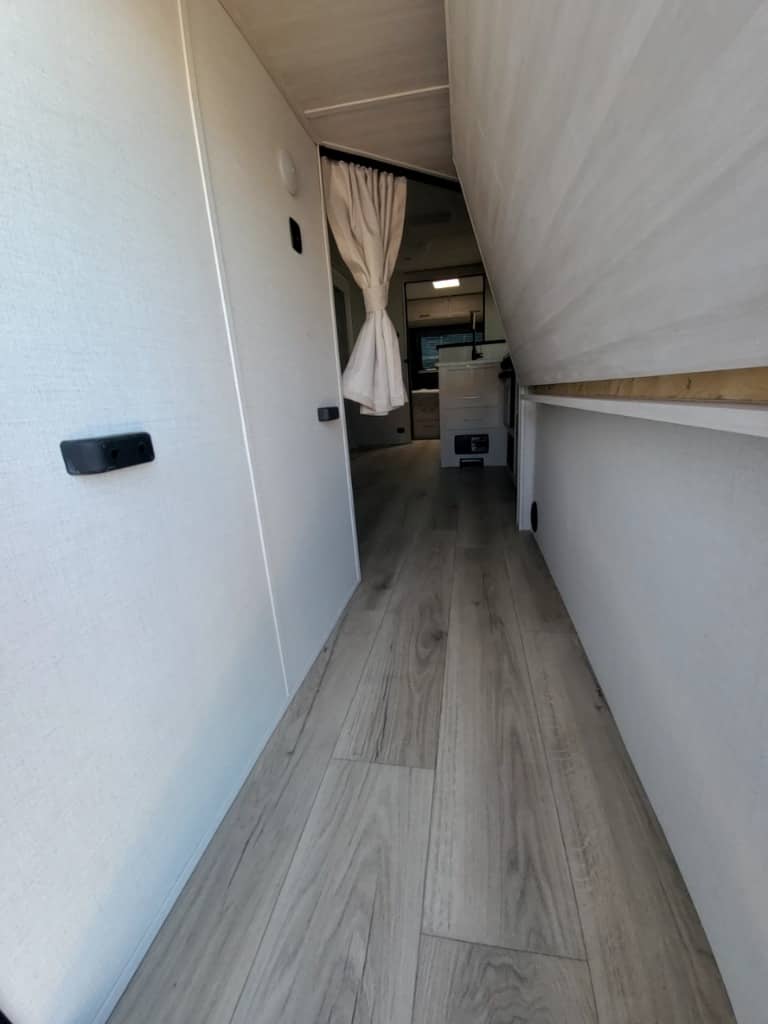 2026 Forest River RV 2026 Forest River RV Surveyor Legend - thumbnail 13