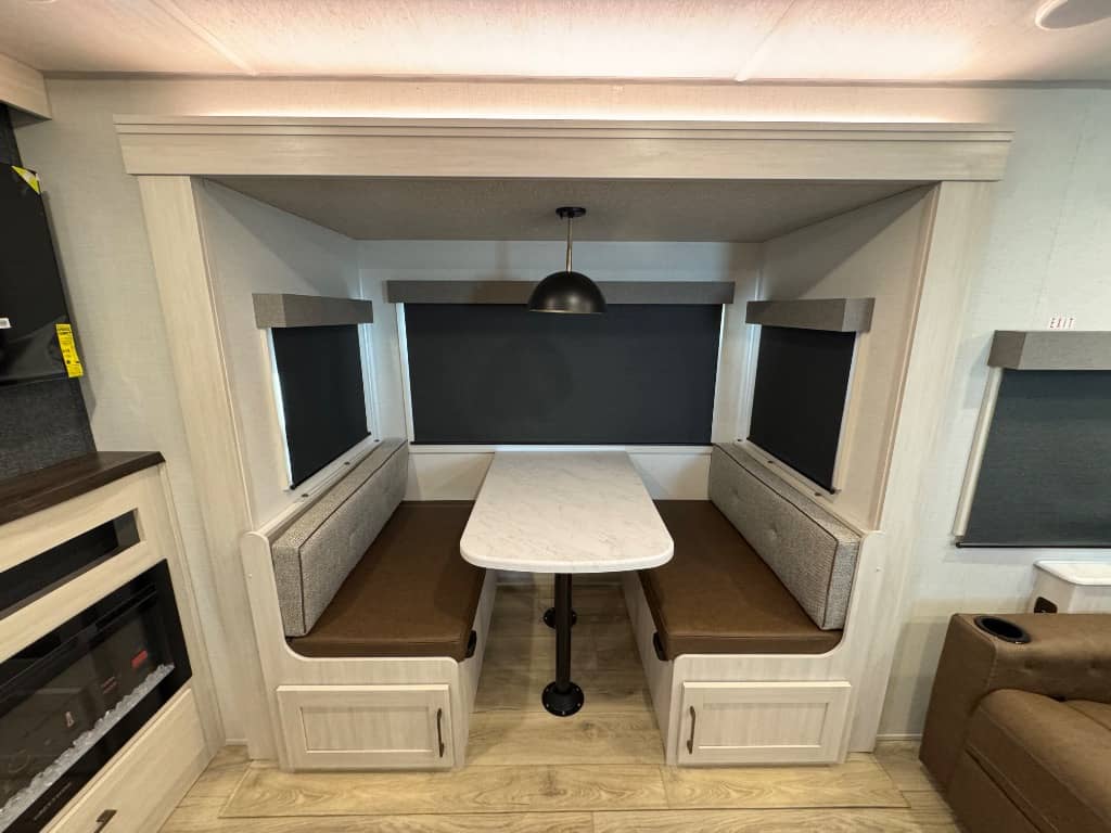 2026 Forest River 2026 Forest River Surveyor Legend - thumbnail 9