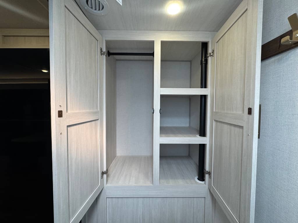 2026 Forest River 2026 Forest River Surveyor Legend - thumbnail 19