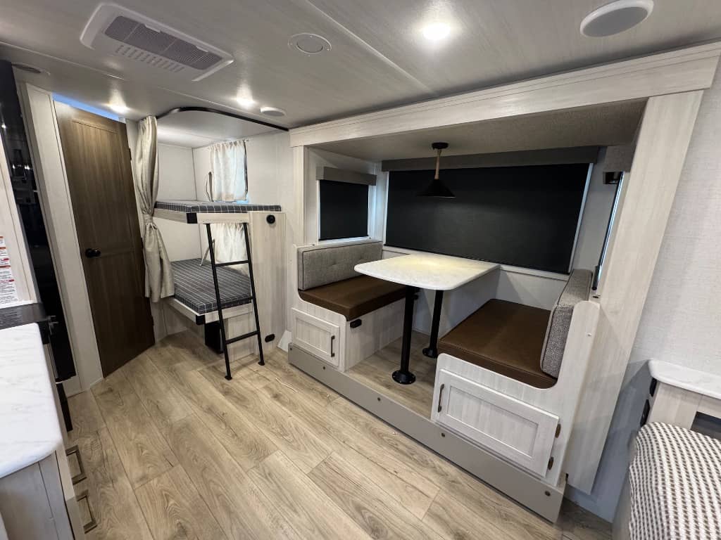 2026 Forest River 2026 Forest River Surveyor Legend - thumbnail 6