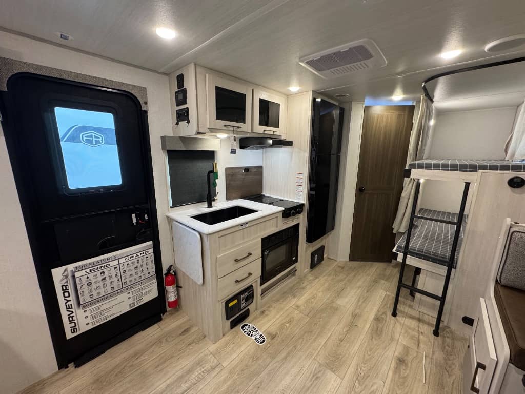 2026 Forest River 2026 Forest River Surveyor Legend - thumbnail 10