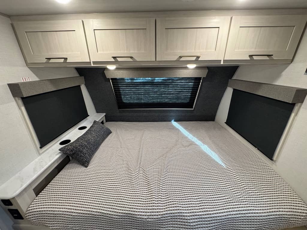 2026 Forest River 2026 Forest River Surveyor Legend - thumbnail 18