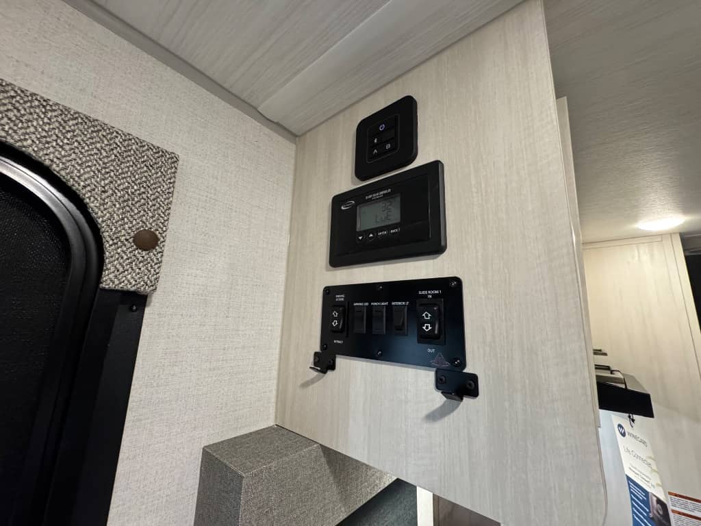 2026 Forest River 2026 Forest River Surveyor Legend - thumbnail 20