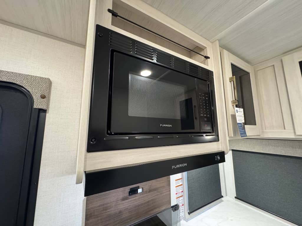 2026 Forest River 2026 Forest River Surveyor Legend - thumbnail 17