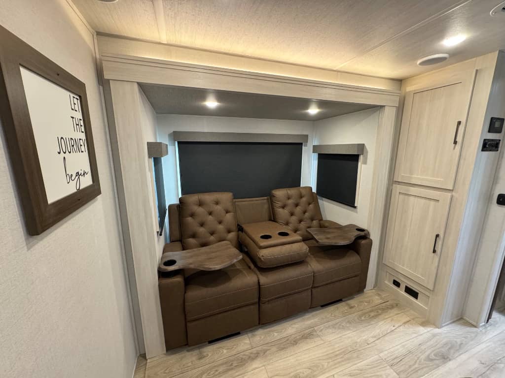 2026 Forest River 2026 Forest River Surveyor Legend - thumbnail 7