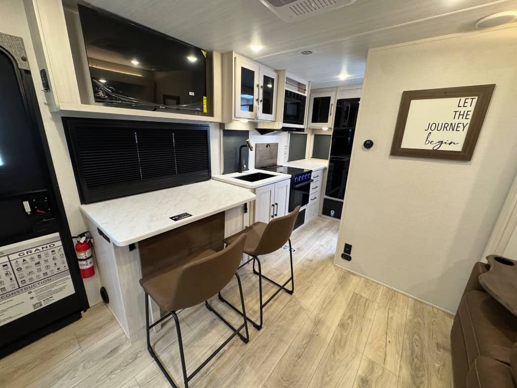 2026 Forest River 2026 Forest River Surveyor Legend - thumbnail 8