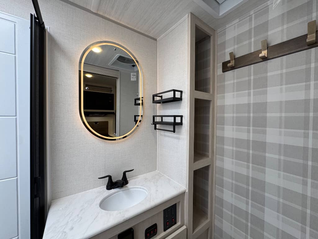 2026 Forest River 2026 Forest River Surveyor Legend - thumbnail 18