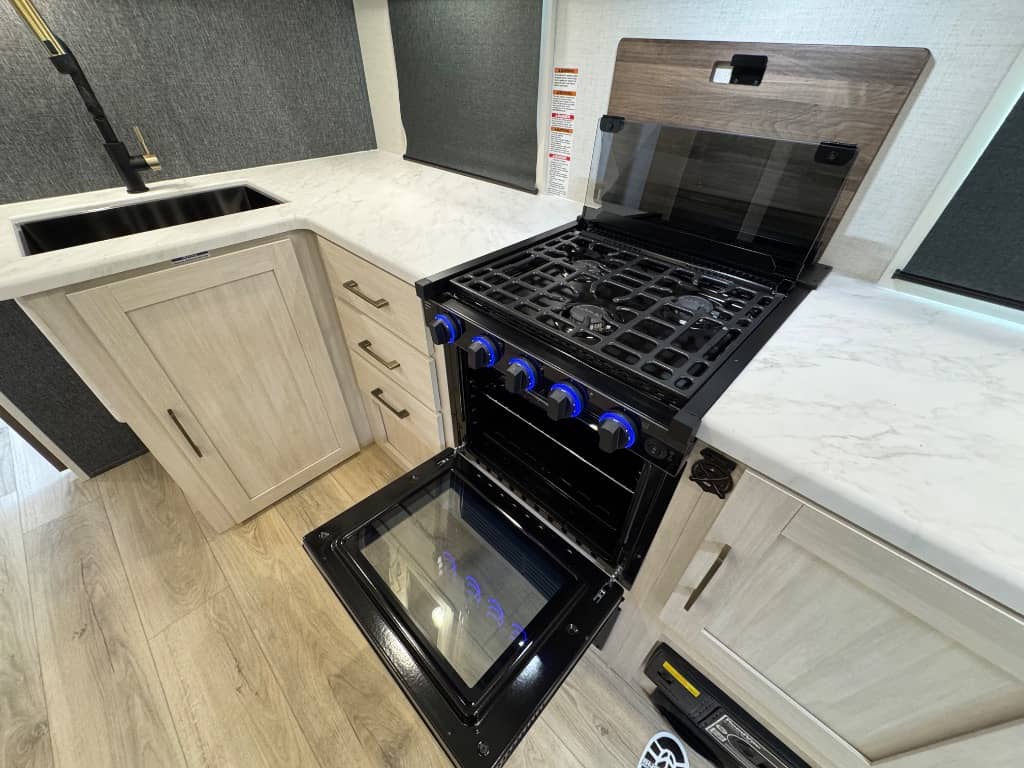 2026 Forest River 2026 Forest River Grand Surveyor - thumbnail 11