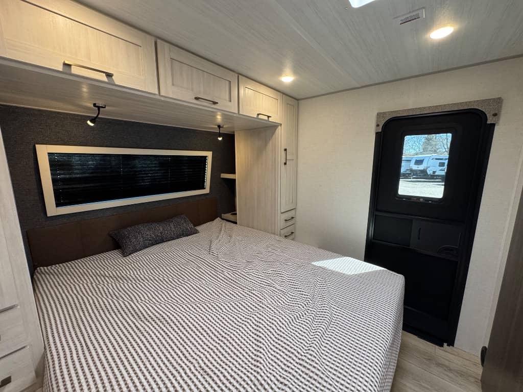 2026 Forest River 2026 Forest River Grand Surveyor - thumbnail 20