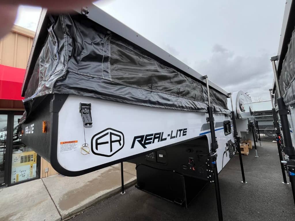 2026 Palomino 2026 Palomino Real-Lite - thumbnail 4