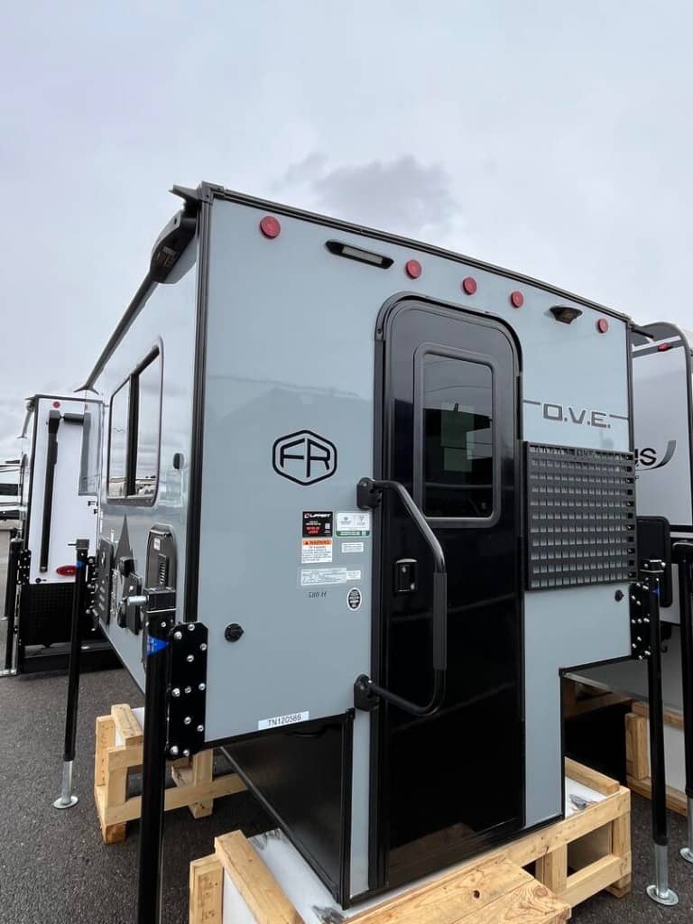 2026 Palomino 2026 Palomino Real-Lite - thumbnail 3