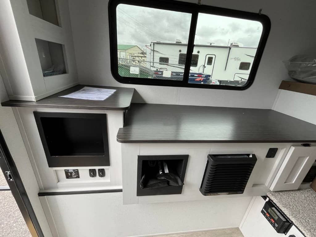 2026 Palomino 2026 Palomino Real-Lite - thumbnail 10