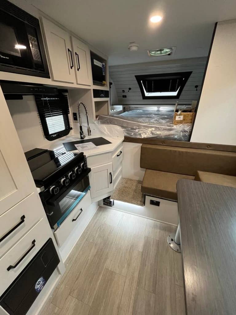 2026 Palomino 2026 Palomino Real-Lite Hard Side Max - thumbnail 22